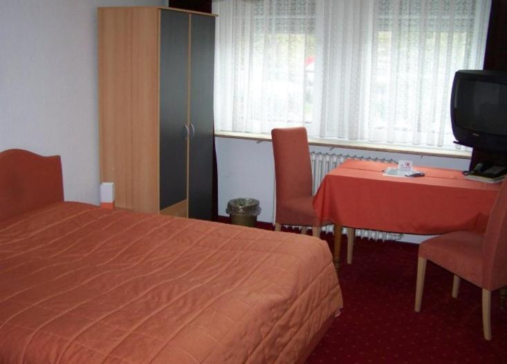 Hotel Am Ufer Trier Room photo